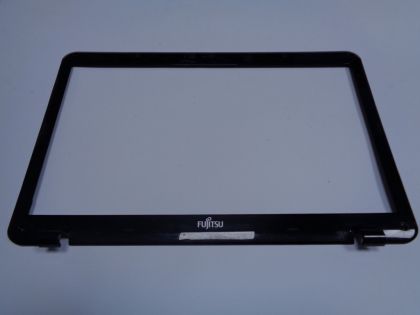 Bazel за Fujitsu LifeBook AH531