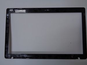 Bezel за Lenovo IdeaPad Z580