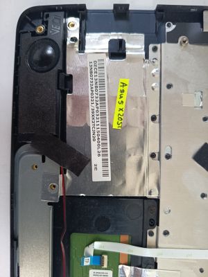 Горен корпус с клавиатура за Asus X 205T