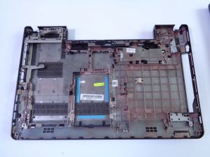 Долен корпус за Lenovo ThinkPad Edge E540